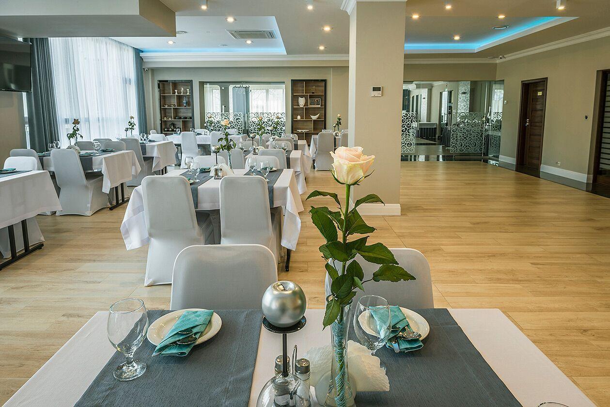 Hotel Garden Siedlce Bagian luar foto