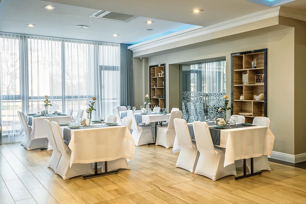 Hotel Garden Siedlce Bagian luar foto